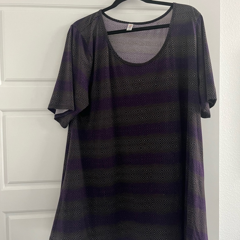Lularoe Perfect T